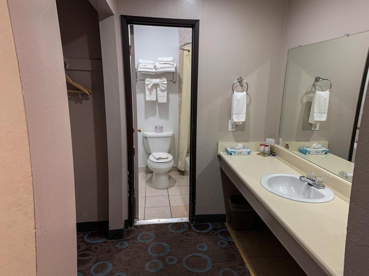 Ventura Grand Inn Mammoth Lakes Bagian luar foto