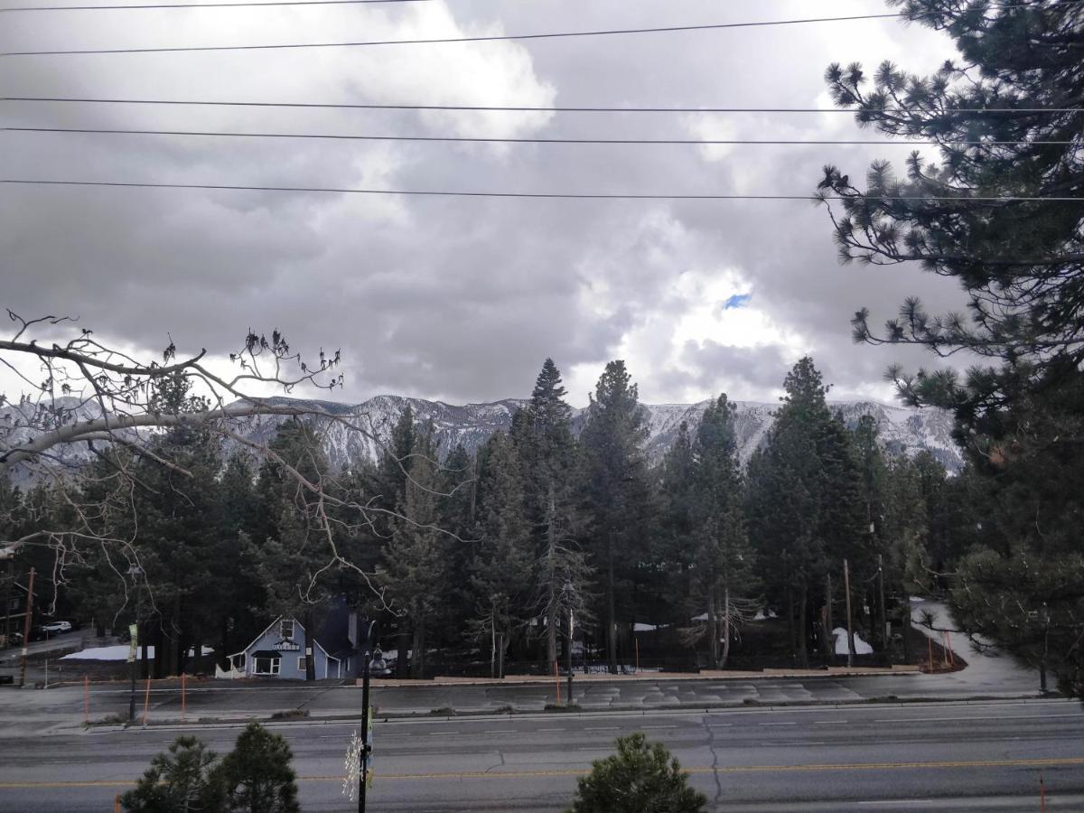 Ventura Grand Inn Mammoth Lakes Bagian luar foto