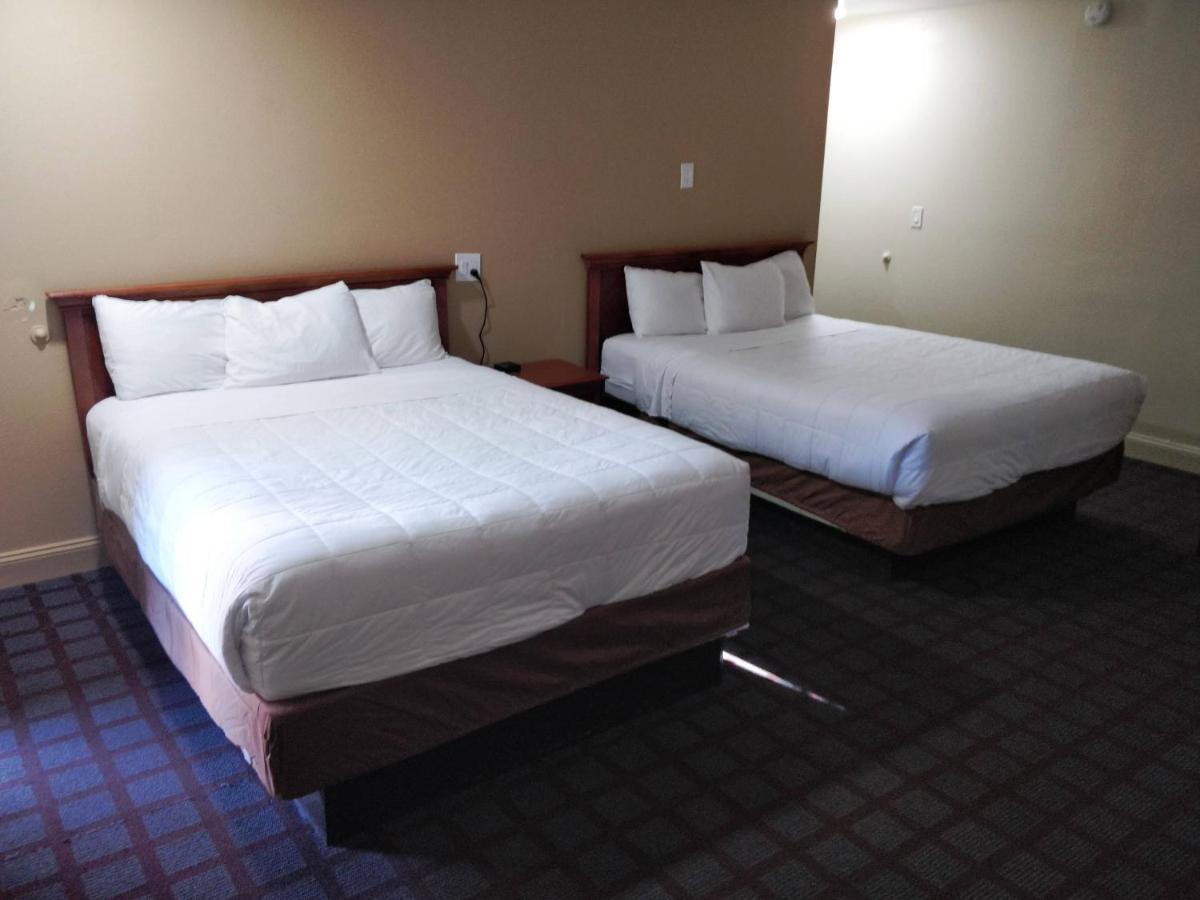 Ventura Grand Inn Mammoth Lakes Bagian luar foto