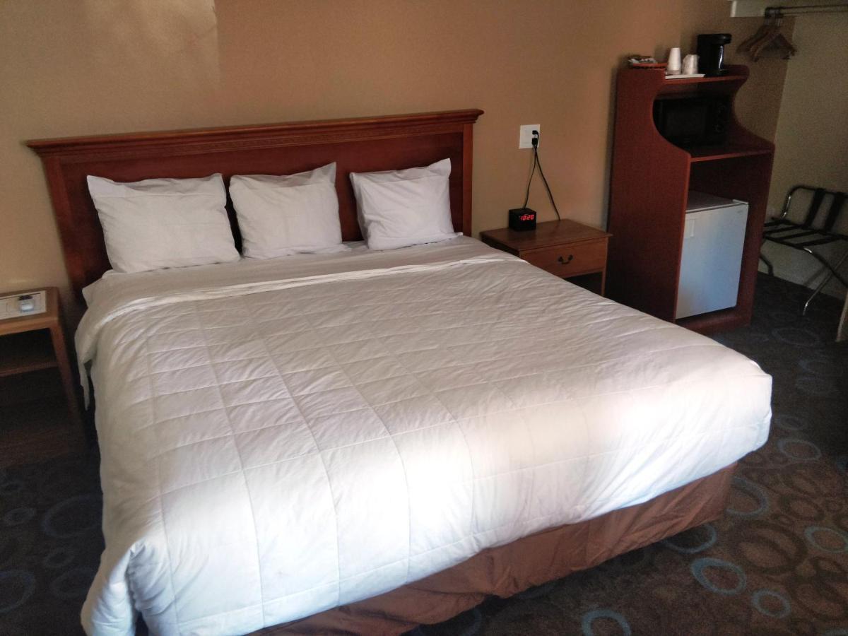 Ventura Grand Inn Mammoth Lakes Bagian luar foto