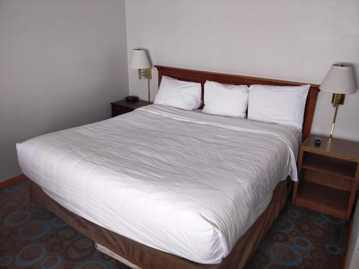 Ventura Grand Inn Mammoth Lakes Bagian luar foto