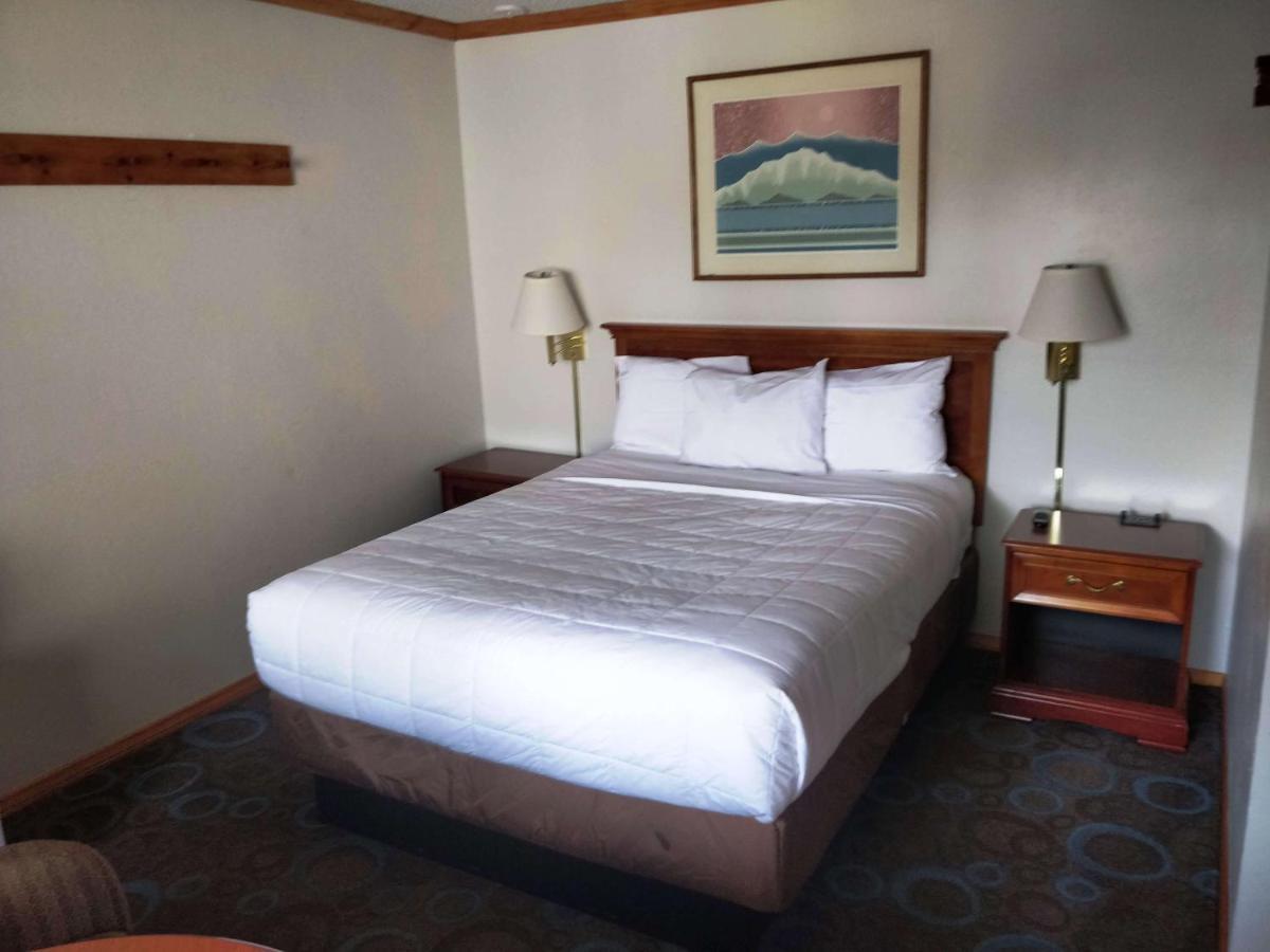Ventura Grand Inn Mammoth Lakes Bagian luar foto